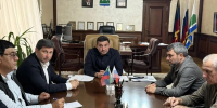 Эльман Аллахвердиев провёл рабочую встречу с депутатом Государственной Думы РФ Шуми Шабатаевым - Дербентский район