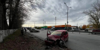 Три человека пострадали в ДТП с внедорожником в Новосибирске - КП-Новосибирск