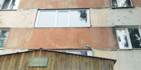ЭМУП «Жилкомхоз» завершил установку окон в подъездах многоквартирных домов - Эжвинский район