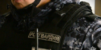 Красноярске росгвардейцы задержали мужчину с пакетом марихуаны (Видео) - УВО ВНГ России по Красноярскому краю