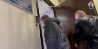 Петербуржец едва не убил знакомого ударом ножа в шею - 47Channel.Ru