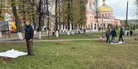 Ученики школы №2 навели порядок вокруг школы - Pesochnya40.Com