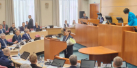 Первая в Самарской области спикер-женщина предложила сменить название парламента - КТВ-ЛУЧ