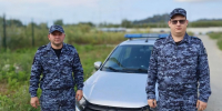 Сотрудники Росгвардии помогли пострадавшей в ДТП жительнице Сочи - 24Krasnodar.Ru