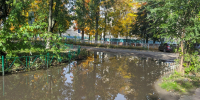 Третью неделю ул. Менделеева в Курске тонет в фекальных водах - Sekunda.Media
