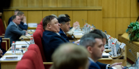 Сексизм и СВО: как прошло первое заседание нового созыва ОЗС - Newsler.Ru