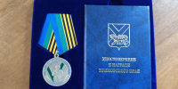Дмитрий Стрижков вручил региональную награду участнику СВО - Министерство региональной безопасности