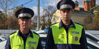 Инспекторы ДПС сопроводили в роддом свердловчанку, у которой отошли воды - КП Екатеринбург