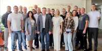 Директор института А.Н. Хаценко вручил студенческие билеты заочникам-первокурсникам - Технологический институт