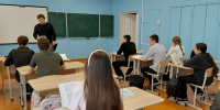 В МБОУ СОШ с. Неверкино прошла профилактическая встреча с помощником прокурора, посвященная противодействию дропперству - Неверкинский район