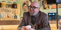 Вася Ложкин: «У тех, кто не любит кошек, нет сердца» - Самарская Газета