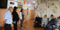 Долаан Калбак и Ульяна Монгуш посетили Чаданский дом-интернат для престарелых и инвалидов - Верховный Хурал (парламент) Республики Тыва