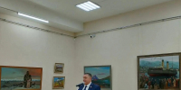 Председатель Городской Думы Петропавловск-Камчатского городского округа Андрей Лиманов посетил юбилейную выставку известного камчатского художника Ивана Царькова - Городская Дума