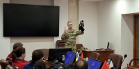 Росгвардеец провел занятие по гражданской обороне для специалистов Роспотребнадзора в Красноярском крае - Росгвардия