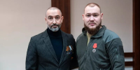 Депутат Назаровского окружного Совета Денис Сильченков удостоен боевой медали «За освобождение Красноармейска и Димитрова» - ИА Запад24