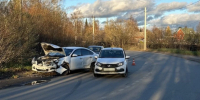 В Сыктывкаре столкнулись «Лада» и Nissan: пострадали мужчина и 16-летняя девочка - Комсомольская Правда