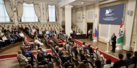 Артистов Академического симфонического оркестра Новосибирской филармонии чествовали в Правительстве региона - Правительство Новосибирской области