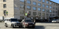 В центре Челябинска столкнулись Porsche, Mercedes и Geely - КП Челябинск