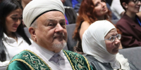 Межконфессиональные браки, влияние ИИ и блогеров стали темами второго дня Межрелигиозного молодежного форума в Дагестане - РИА Дагестан