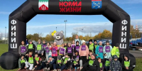 На стадионе «Металлург» прошел спортивный фестиваль «Быстрее всех» - SyasNews.Ru