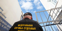 В Ревде судебные приставы нашли задолжавшую по алиментам мать на остановке - КП Мурманск