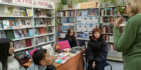 Библиотека № 12. Акция «В мире книг» / к Всероссийскому Дню чтения/. - ЦБС г. Саратова
