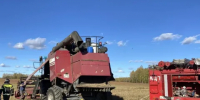 Кировские пожарные тушили два комбайна, загоревшиеся в полях - ГТРК Вятка