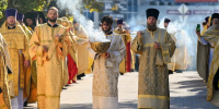 Мощи Луки Крымского перенесли в собор Александра Невского в Симферополе - Комсомольская правда