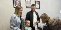 Сотрудники соцзащиты Севского района поздравили многодетные семьи с важным событием - Газета Севская правда