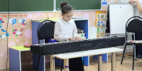 Живой звук для самых юных: как школа искусств побывала в гостях у бобинских дошколят - 43edu.Ru