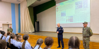 Урок мужества: Первые встретились с представителем легендарного Рязанского училища ВДВ - Пензенский район