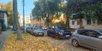 На улице Пушкина машины поехали по встречной полосе - Gorod48.ru