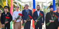Депутаты ГСС Александр Жигалко и Елена Дорогинина приняли участие в торжественном возложении цветов у памятника землякам, погибшим в годы Великой Отечественной войны - Городское Собрание