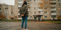 В Воронеже 16-летнюю девушку задержали со свёртком с наркотиками - ГТРК Воронеж