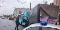 В Кировском районе наряд Росгвардии перекрыл участок дороги на месте ДТП, обеспечив беспрепятственную работу спасательных служб - Росгвардия
