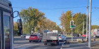 В Новосибирске открыли дополнительную полосу на улице Петухова - Сиб.фм