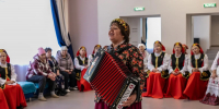 Валентина Клюшина на посиделках - Камская новь