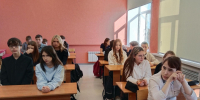 Детская библиотека-филиал провела краеведческий час «За окном любимый город» - Отдел культуры