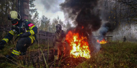 Преодоление огневой полосы психологической подготовки пoжарных - МЧС России
