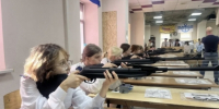 В Находке офицеры СКР Приморья организовали для кадет урок огневой подготовки - Следственный комитет