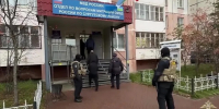 После облав полицейских Сургутского района из России выдворят 8 мигрантов - Комсомольская Правда