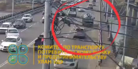 На Селенгинском мосту в Улан-Удэ столкнулись легковушка и грузовик - Infpol.Ru