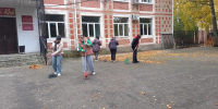 В Иссинском районе прошел осенний субботник: от Березового парка до центральных улиц - Иссинский район