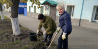 Сотрудники Нижнеломовского краеведческого музея приняли участие в общегородском субботнике - Центр культуры и искусств