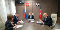 Удмуртия рассчитывает на федеральную поддержку ремонта больницы, школ и дорог - Комсомольская Правда