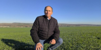 Агроном Олег Умнов продолжил дело отца и воспитал продолжателя династии - Новости Заинска