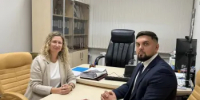 Заместителю директора семейной здравницы «Юма» вручили медаль «За спасение на пожаре» - Департамент соцзащиты населения