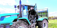 В преддверии Дня работника сельского хозяйства и перерабатывающей промышленности начинаем цикл публикаций о тотемских аграриях. Открывает их рассказ о мосеевском предприятии, где механизаторы, в том числе и Александр КОРЯКОВСКИЙ (на снимке), бьются за каждую пядь земли. - Газета Тотемские вести