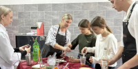 Из школьного класса — в учебную мастерскую: как подростки знакомятся с профессиями в колледже - Инфокам