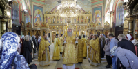 В воскресный день митрополит Даниил совершил Литургию в кафедральном соборе Кургана - Епархия